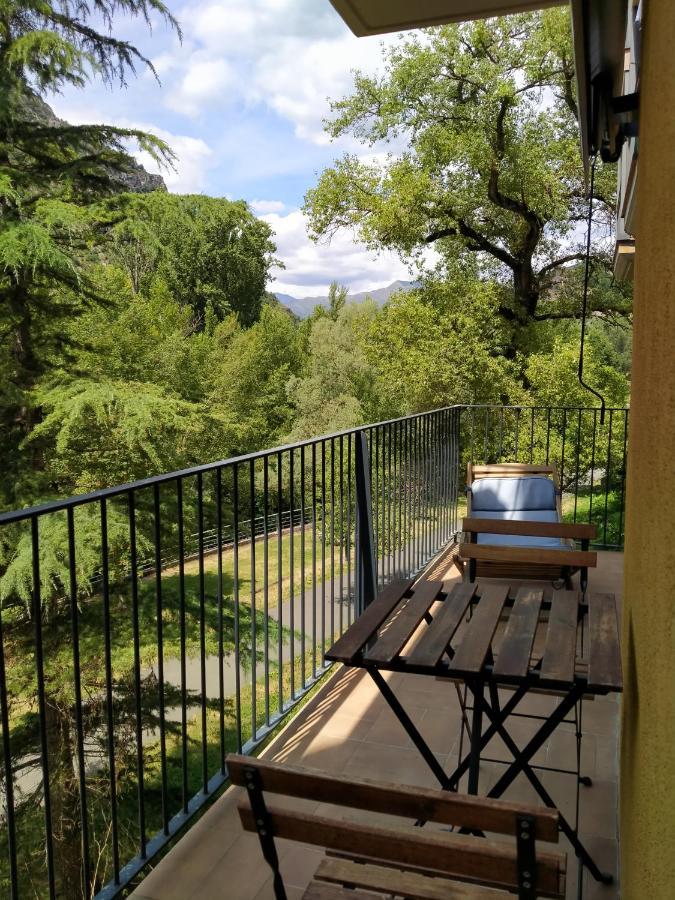 Ca De Geraldine Apartman El Pont de Suert Kültér fotó