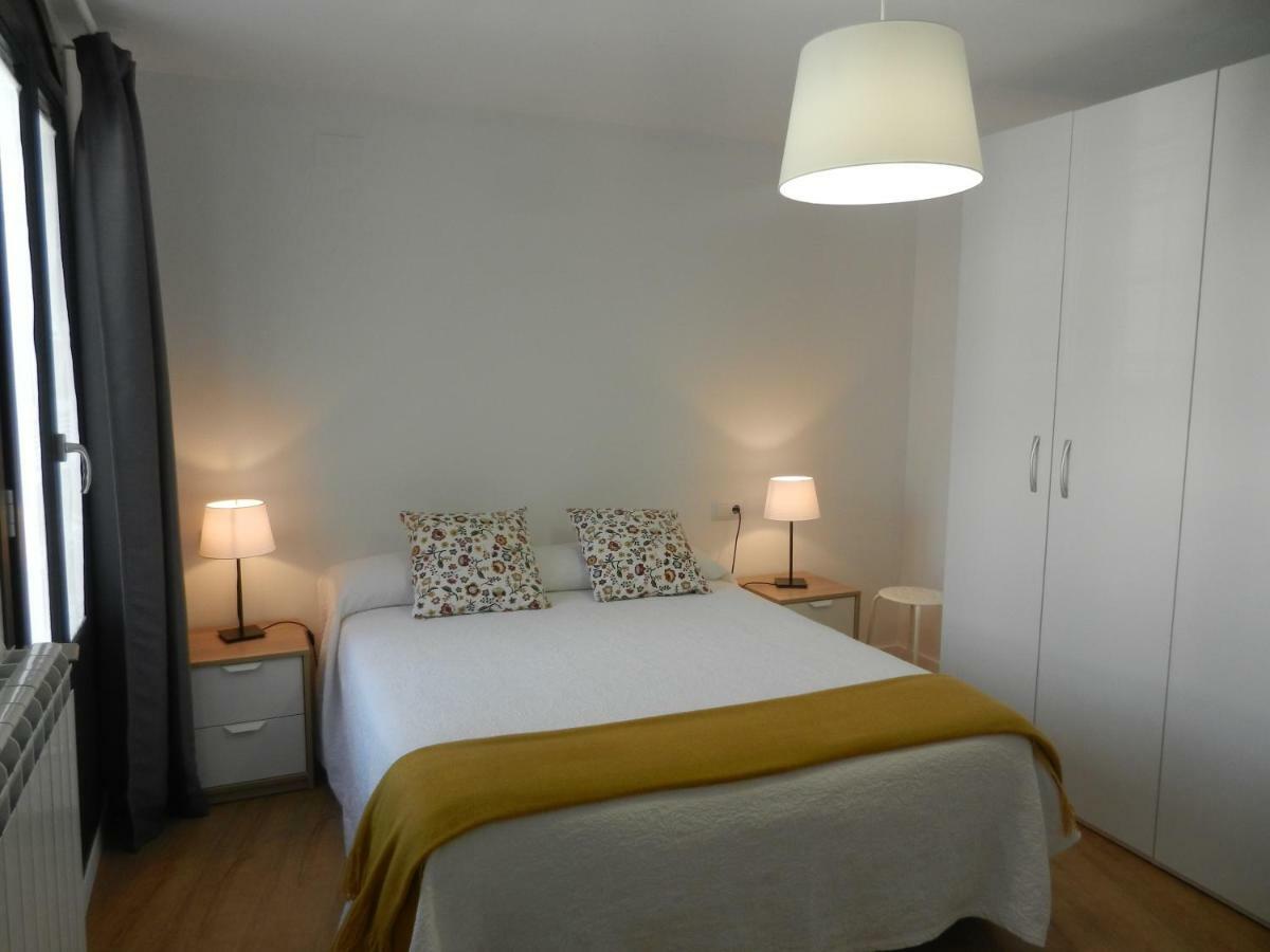 Ca De Geraldine Apartman El Pont de Suert Kültér fotó